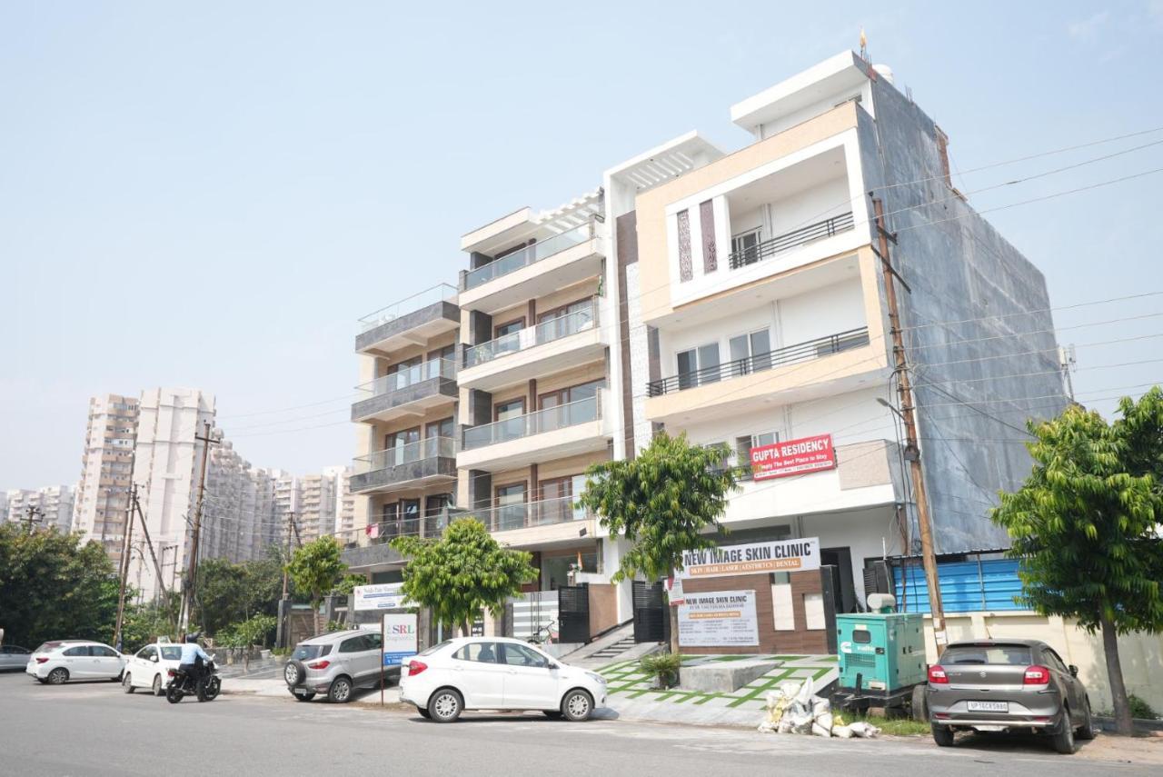 Gupta Residency Near Ajnara Heritage Noida Kültér fotó