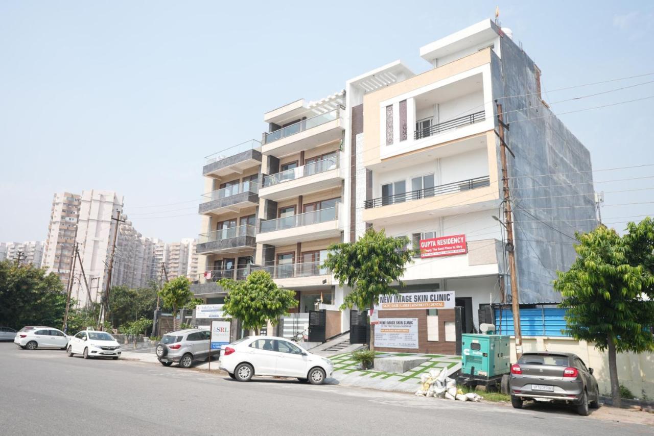 Gupta Residency Near Ajnara Heritage Noida Kültér fotó