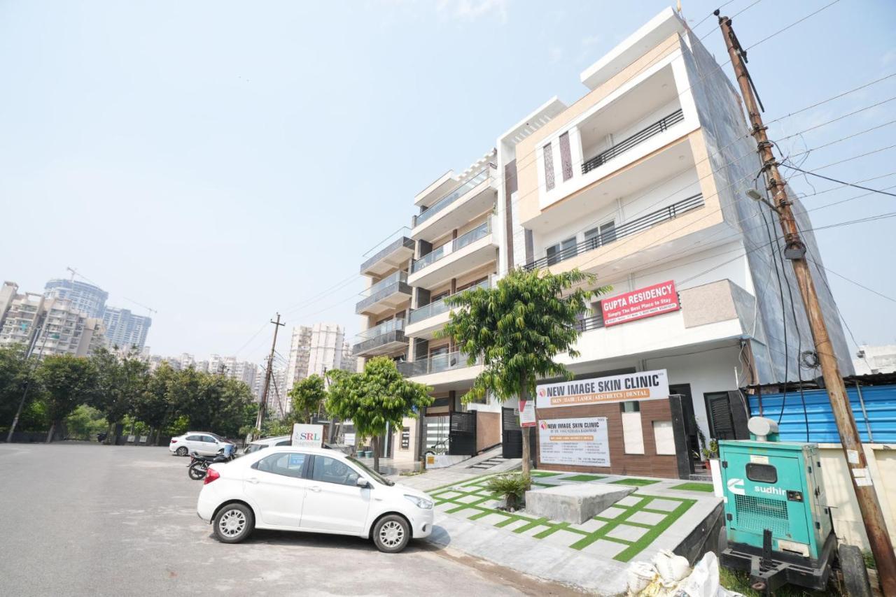 Gupta Residency Near Ajnara Heritage Noida Kültér fotó
